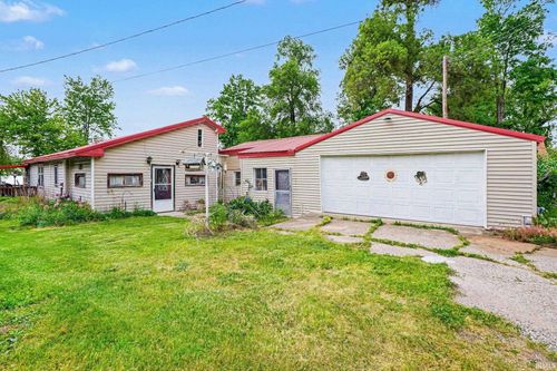 50697 E Indiana Lake Rd, Bristol, IN, 46507-9771 | Card Image
