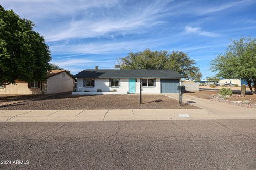 4352 E Grovers Ave, Phoenix, AZ, 85032-1729 | Card Image