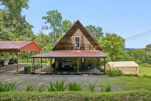 225 Grishom Ln, Granville, TN, 38564-5076 | Card Image
