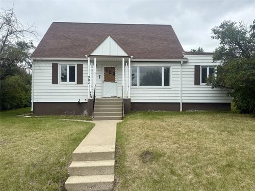 902 2nd St S, Shelby, MT, 59474-2207 | Card Image