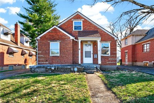 408 Sandhurst Dr, Dayton, OH, 45405-2421 | Card Image