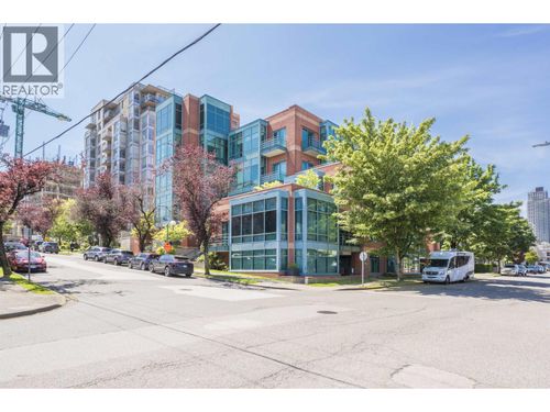 100-2433 Spruce St, Vancouver, BC, V6H4C8 | Card Image
