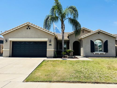 187 Montana De Oro St, Tulare, CA, 93274-7448 | Card Image