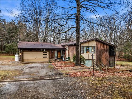 622 Woodland Dr, Pulaski, PA, 16143-3834 | Card Image