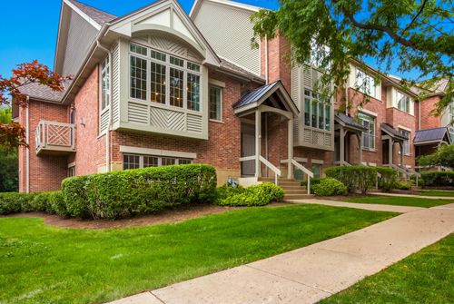 60 E Hattendorf Avenue, Roselle, IL, 60172 | Card Image
