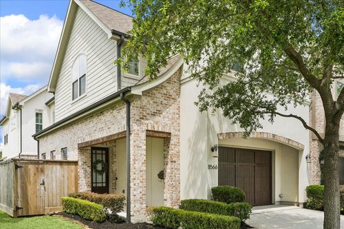 8566 Forum Dr, Houston, TX, 77055-2315 | Card Image