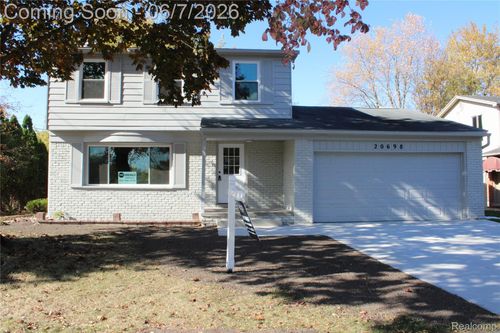 20698 Coachwood Rd, Riverview, MI, 48193-7948 | Card Image