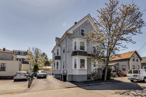 6 Pearl St, Salem, MA, 01970-2647 | Card Image
