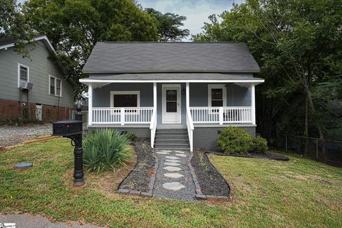 16 Pettee St, Greenville, SC, 29611-4716 | Card Image