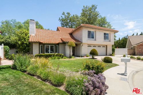 29003 Indian Ridge Ct, Agoura Hills, CA, 91301-1617 | Card Image