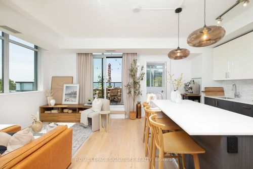 610-36 Howard Park Ave, Toronto, ON, M6R0A5 | Card Image