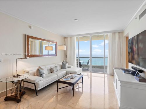 3303-17875 Collins Ave, Sunny Isles Beach, FL, 33160-2718 | Card Image