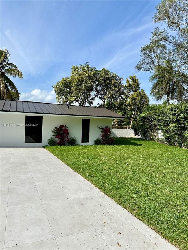 17701 Sw 87 Th Ave, House other with 5 bedrooms, 4 bathrooms and null parking in Palmetto Bay FL | Image 44