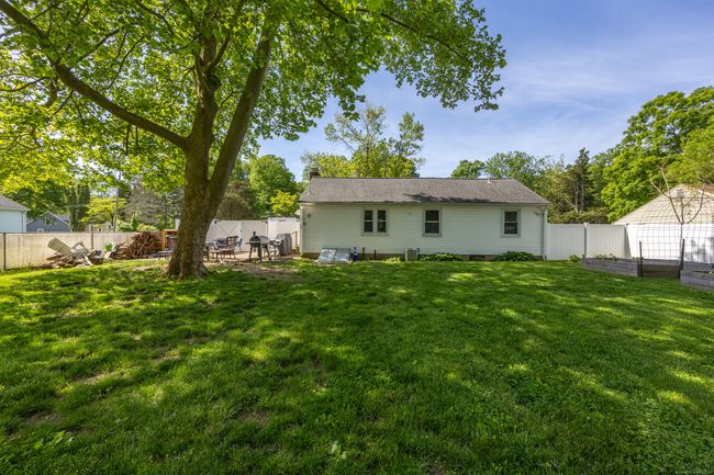 26 Clear Lake Rd, House other with 3 bedrooms, 1 bathrooms and null parking in North Branford CT | Image 26