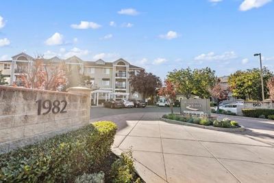 332 - W Bayshore Road, Condo with 1 bedrooms, 1 bathrooms and 1 parking in East Palo Alto CA | Image 2