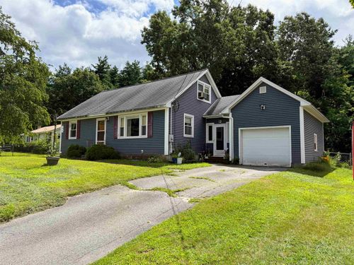9 Phillips Dr, Hudson, NH, 03051-3731 | Card Image