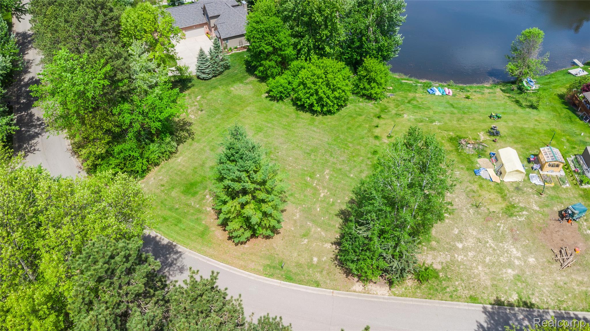 Land in Argentine Township 4