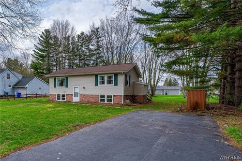 2526 Merritt Ave, Newfane, NY, 14108-9509 | Card Image