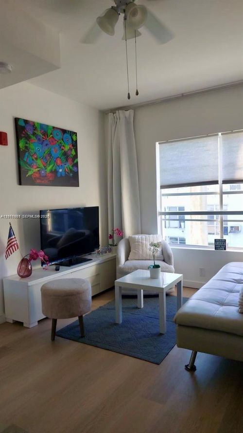 301-1358 Pennsylvania Ave, Miami Beach, FL, 33139-4003 | Card Image