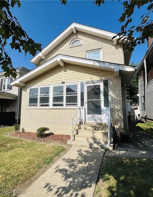 1329 East St, Follansbee, WV, 26037-1203 | Card Image