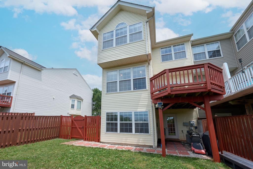 Residential in ASHBURN 4