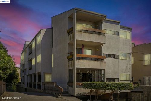 202-444 Merritt Ave, Oakland, CA, 94610-5103 | Card Image