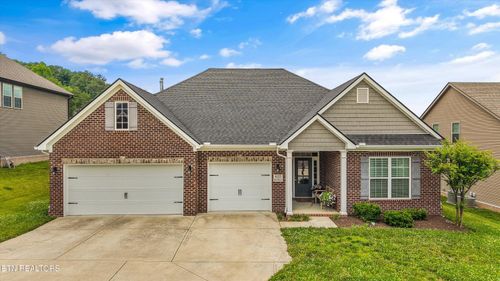 625 Branchwood Ln, Maryville, TN, 37801-2549 | Card Image