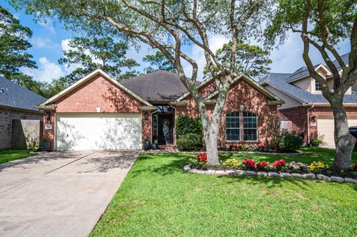 3748 Armand Dr, Dickinson, TX, 77539-4461 | Card Image