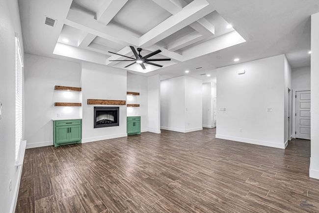2200 S County Road 1059, House other with 4 bedrooms, 3 bathrooms and 2 parking in Midland TX | Image 9