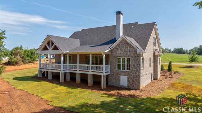 1147 Malcom Estates Point, House other with 4 bedrooms, 4 bathrooms and 3 parking in Bogart GA | Image 41