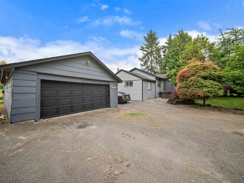 1642 232 St, Langley, BC, V2Z1K7 | Card Image