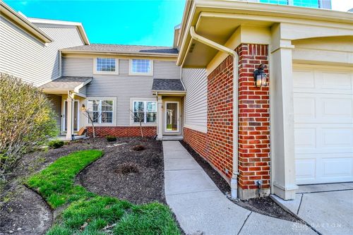 3915 E Summit Ridge Dr, Beavercreek, OH, 45430-1576 | Card Image