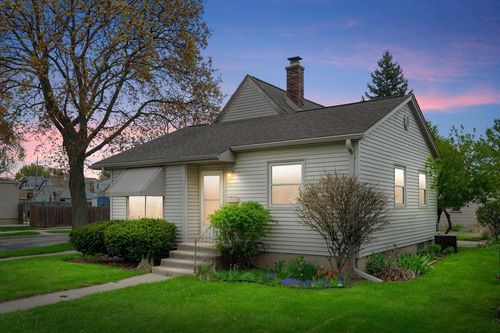 3802 S 18th Street, Milwaukee, WI, 53221 | Card Image