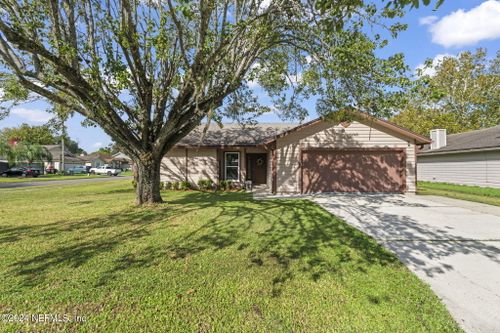 7772 Pepper Circle E, Jacksonville, FL, 32244 | Card Image