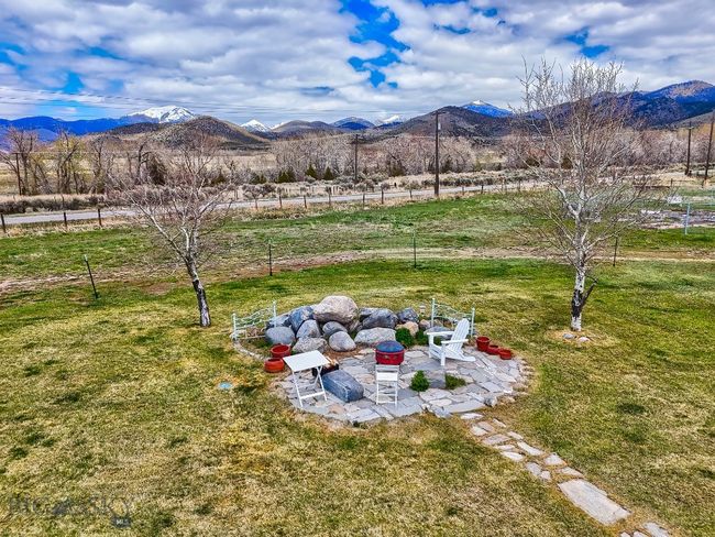 4 Elk Hills Rd, House other with 3 bedrooms, 2 bathrooms and null parking in Sheridan MT | Image 14