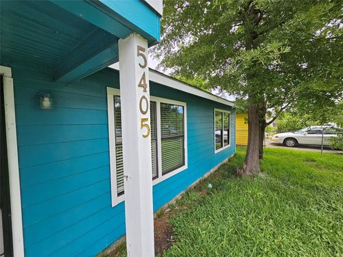 5405 Southlea St, Houston, TX, 77033-1728 | Card Image