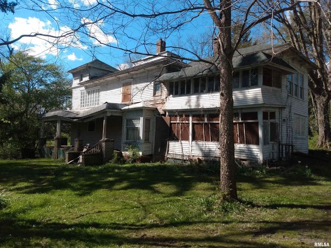 916 Se 2 Nd Ave, House other with 3 bedrooms, 3 bathrooms and null parking in Aledo IL | Image 8