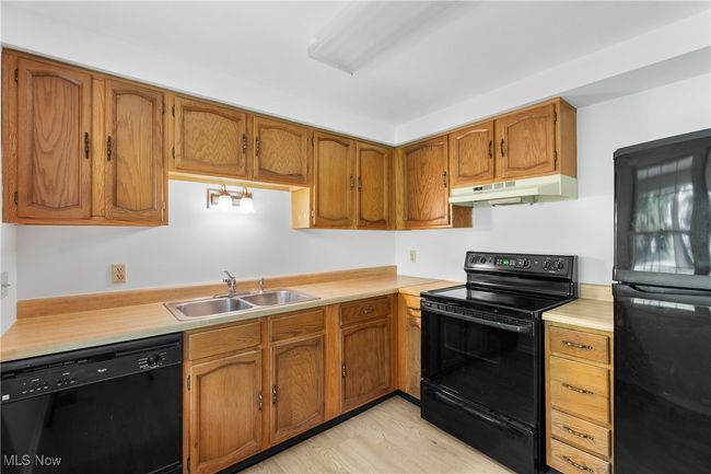 149 Quaker Ridge Dr, Townhouse with 2 bedrooms, 2 bathrooms and null parking in Akron OH | Image 12