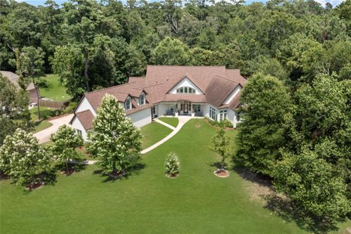 12061 Oak Forest Ln, Conroe, TX, 77385-2747 | Card Image