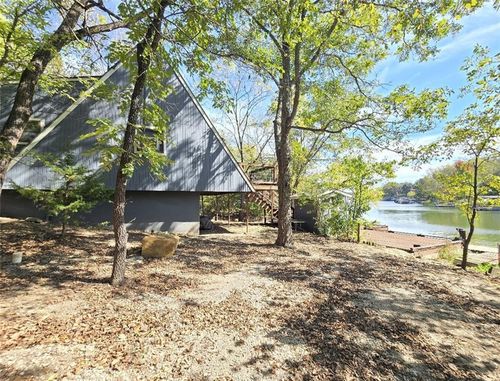 393 W Sugar Lake Dr, Mound City, KS, 66056-5496 | Card Image
