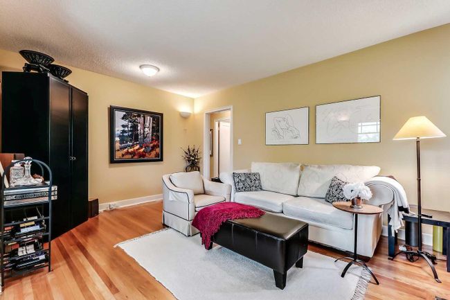 409 12 Avenue Nw, Home with 2 bedrooms, 1 bathrooms and 2 parking in Calgary AB | Image 31
