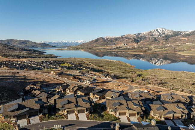 442 E Overlook Loop, Townhouse with 4 bedrooms, 5 bathrooms and 2 parking in Hideout UT | Image 67