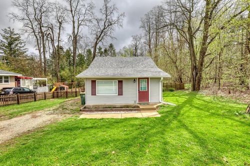 1006 Wilmot Avenue, Twin Lakes, WI, 53181 | Card Image