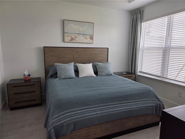 Master Bedroom | Image 13
