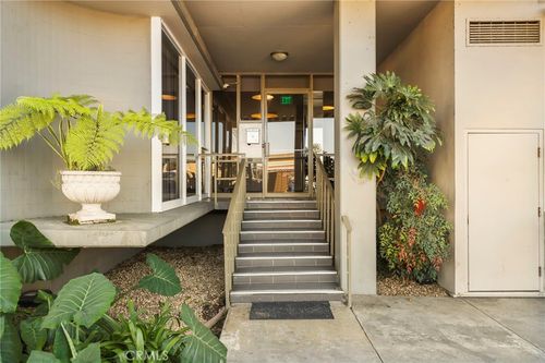 407-375 Atlantic Ave, Long Beach, CA, 90802-2531 | Card Image