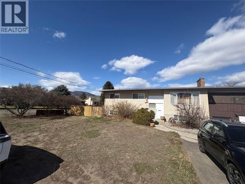 2270 Greenfield Ave, Kamloops, BC, V2B4P3 | Card Image