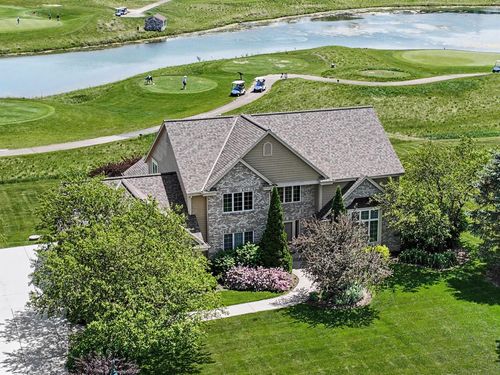 224 Crooked Stick Pass, North Prairie, WI, 53153-9622 | Card Image