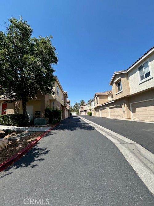 6208-18002 Flynn, Canyon Country, CA, 91387 | Card Image
