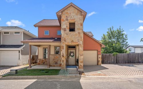 34-510 S Mueller St, Fredericksburg, TX, 78624 | Card Image