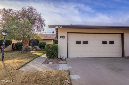 10604 Park View Cir Circle, El Paso, TX, 79935 | Card Image